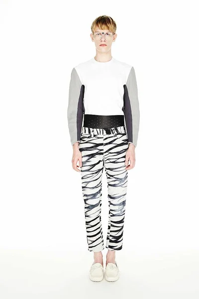 Look 12